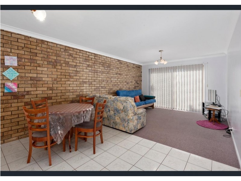 10 Carmen Street, Kearneys Spring QLD 4350