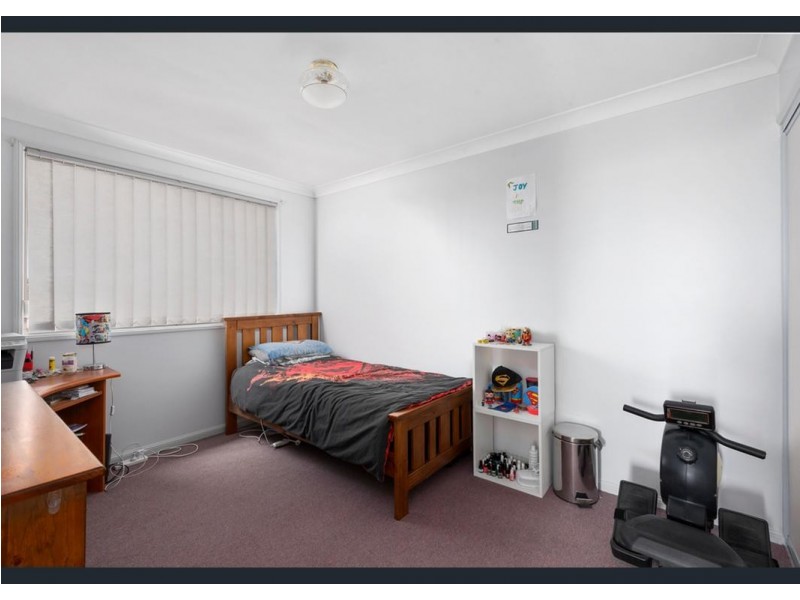 10 Carmen Street, Kearneys Spring QLD 4350