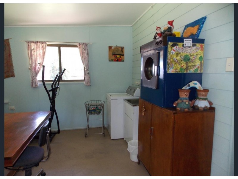 22 CLEMATIS ST, Blackall QLD 4472
