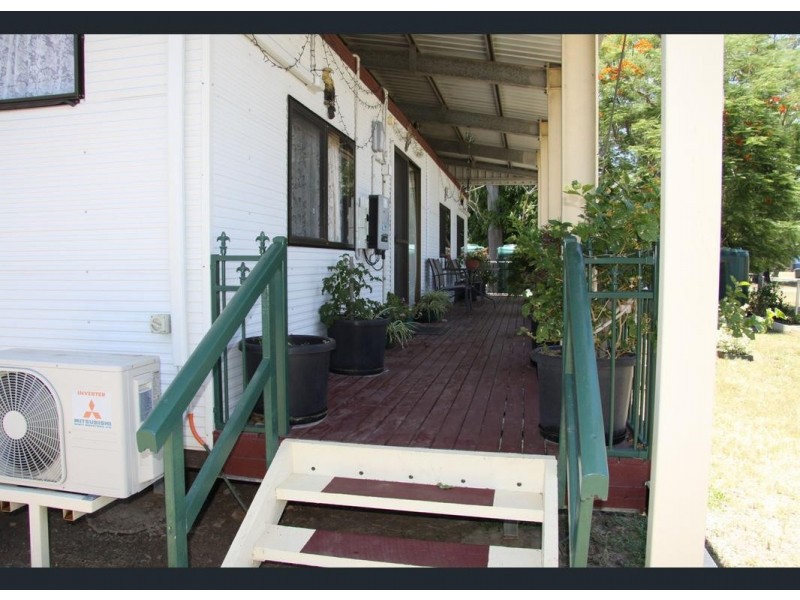 6 Pocket Creek Road, Wowan QLD 4702