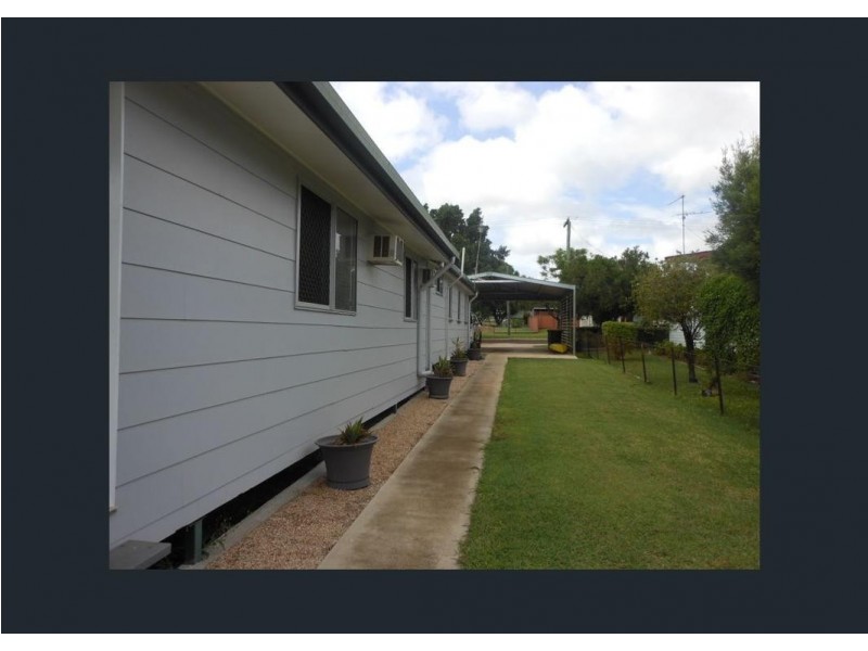 8 Sirius Street, Clermont QLD 4721