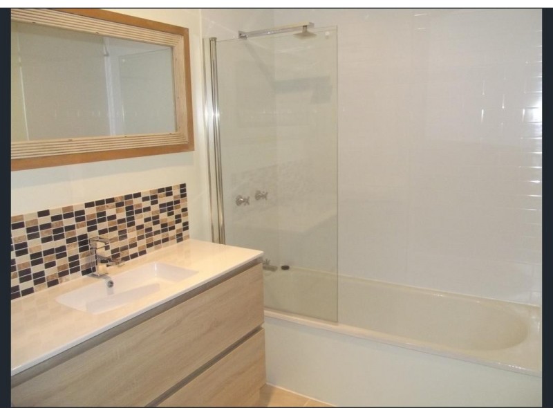 28 Douglass Street, Clermont QLD 4721