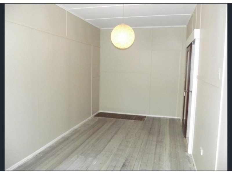 28 Douglass Street, Clermont QLD 4721