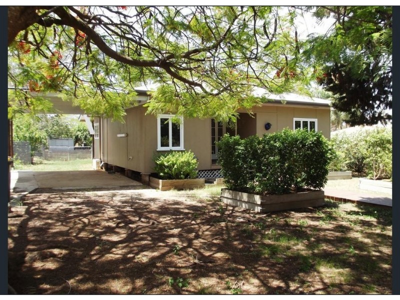 28 Douglass Street, Clermont QLD 4721