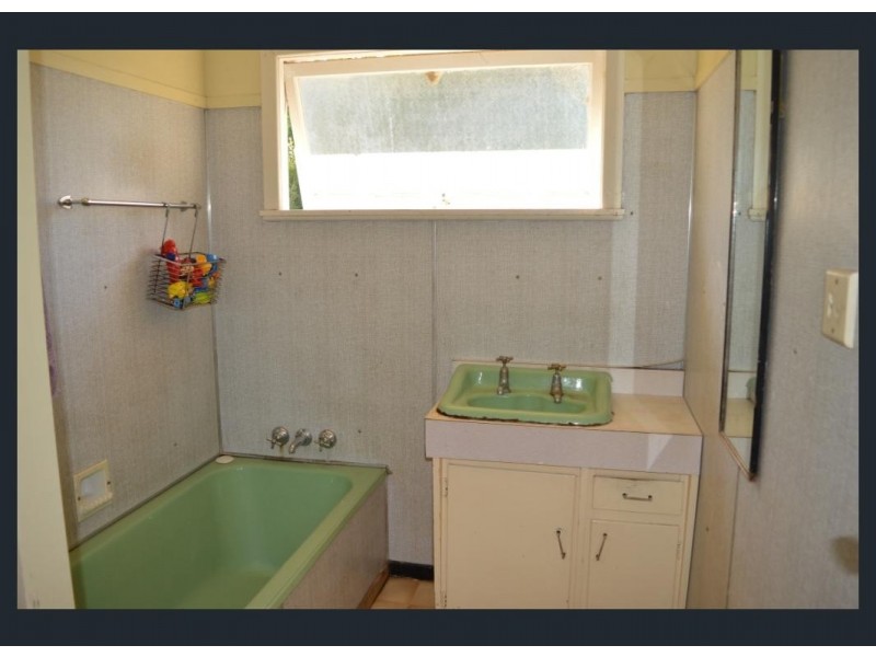 1 Drayton Street, Laidley QLD 4341