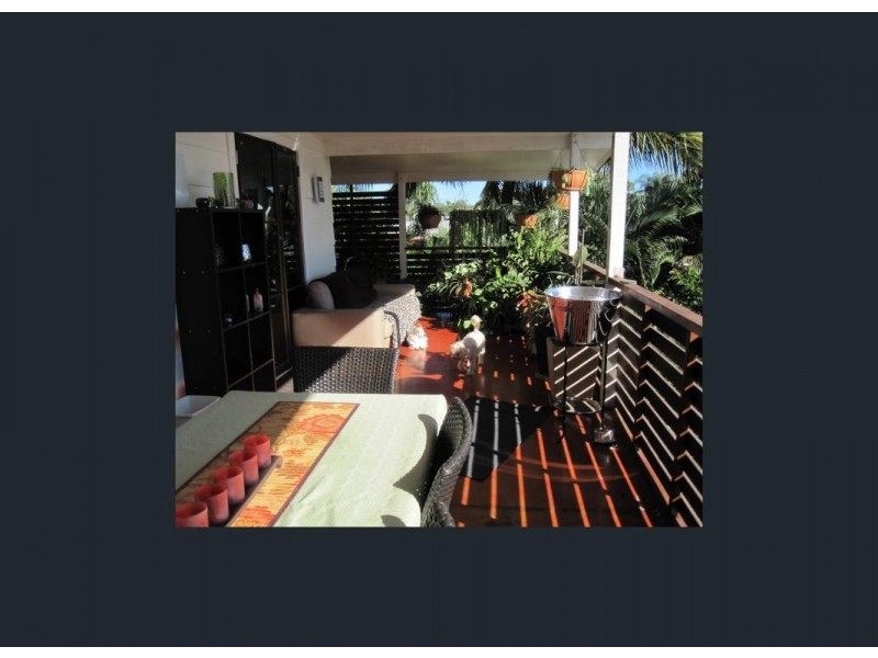 33 Belyando Avenue, Moranbah QLD 4744