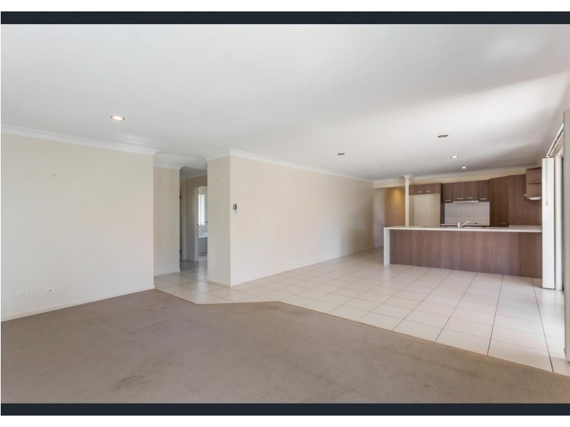10 Paige Place, Helidon QLD 4344