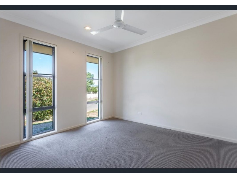 10 Paige Place, Helidon QLD 4344