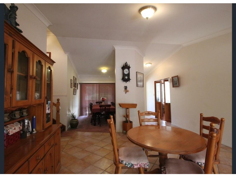 148 Pine Crescent, Esk QLD 4312