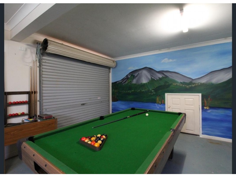 148 Pine Crescent, Esk QLD 4312