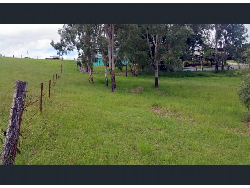 87 Kennedy Street, Kilcoy QLD 4515