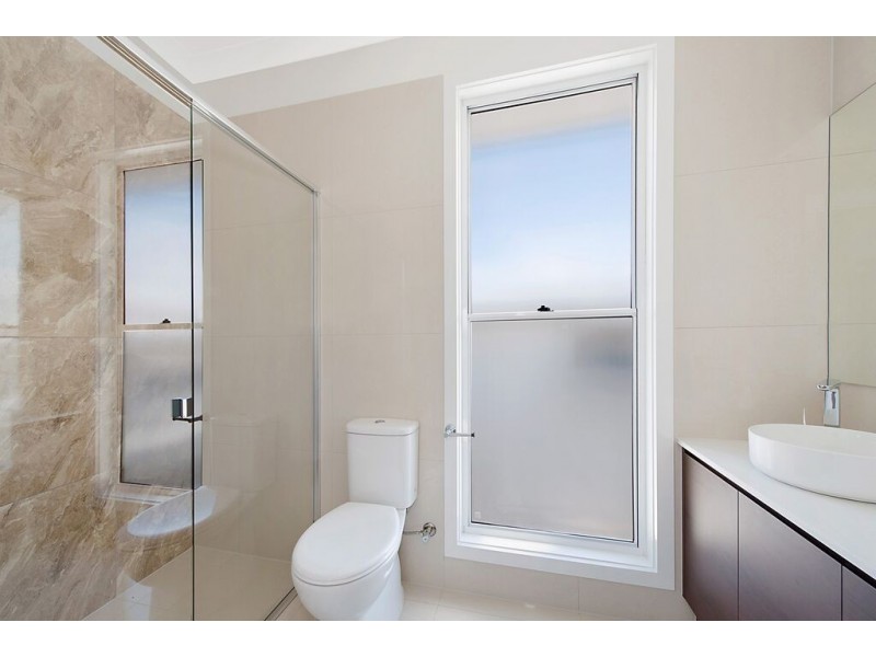 42a Renton Street, Camp Hill QLD 4152