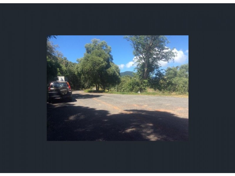 17 Baird Road, Cooktown QLD 4895