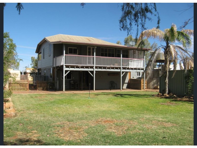 61 Boonkai Street, Quilpie QLD 4480