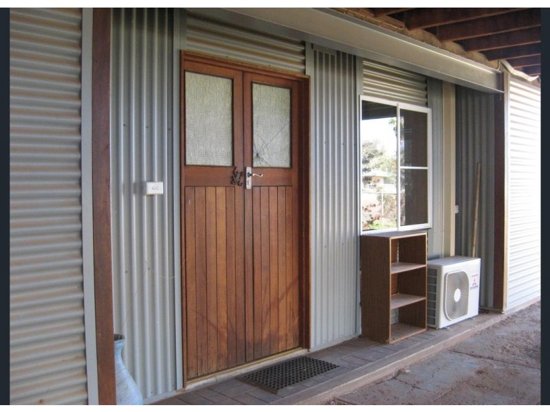 61 Boonkai Street, Quilpie QLD 4480