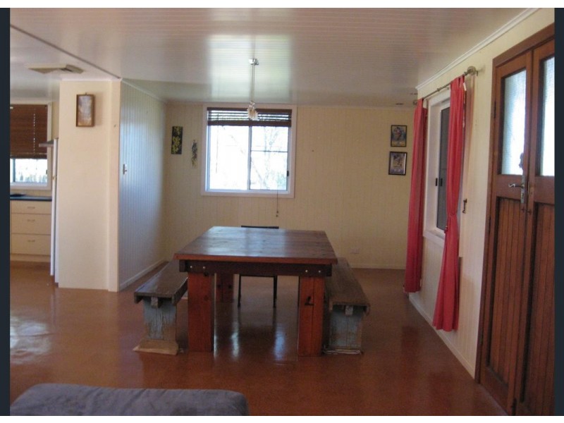 61 Boonkai Street, Quilpie QLD 4480