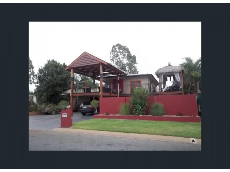 21 Flight Drive, Moranbah QLD 4744