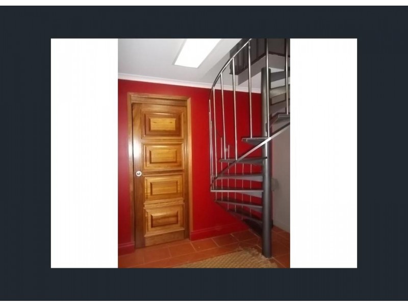 21 Flight Drive, Moranbah QLD 4744