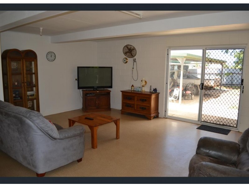 65 Douglas Street, Gracemere QLD 4702
