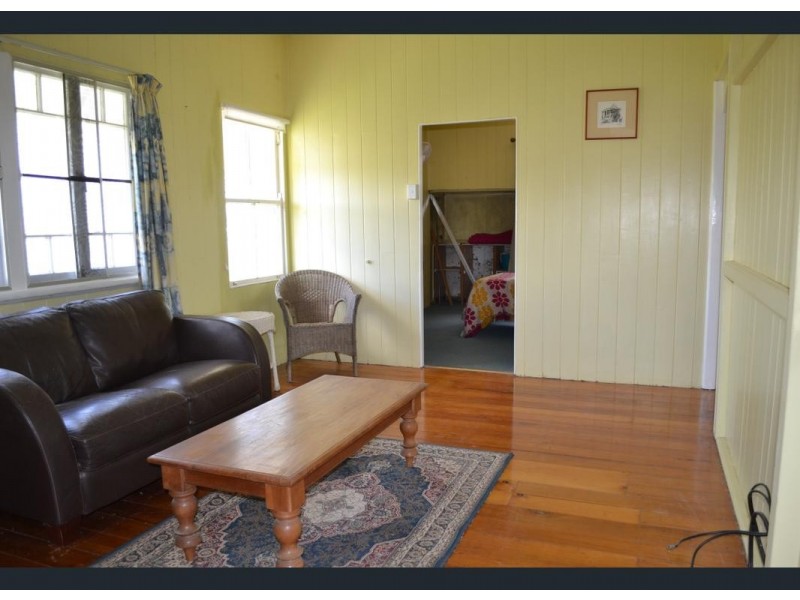 65 Douglas Street, Gracemere QLD 4702