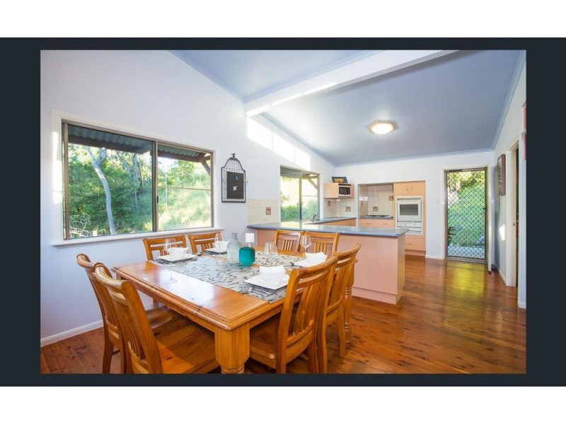 25 Anna Court, Oakenden QLD 4741