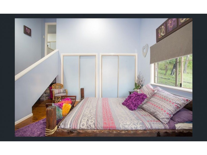 25 Anna Court, Oakenden QLD 4741