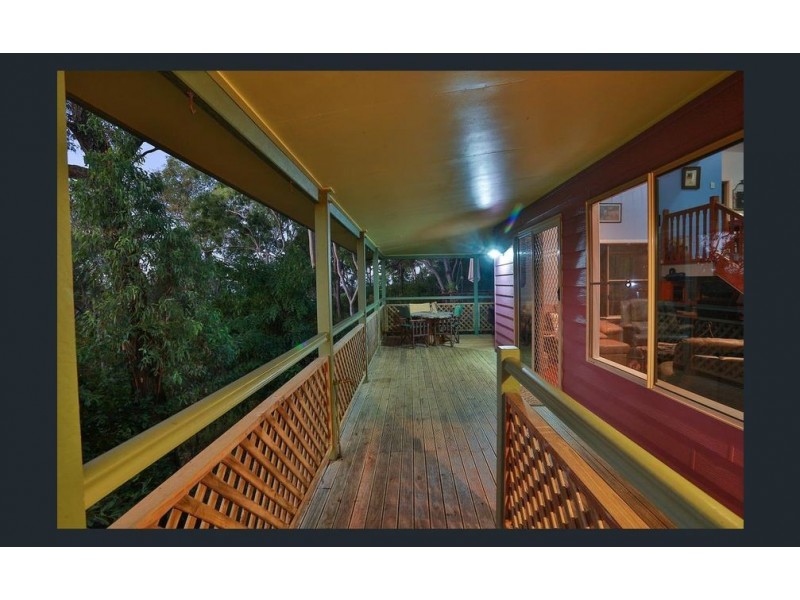 25 Anna Court, Oakenden QLD 4741