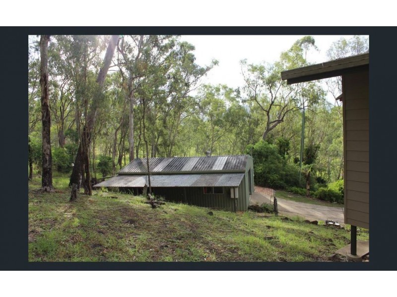 25 Anna Court, Oakenden QLD 4741