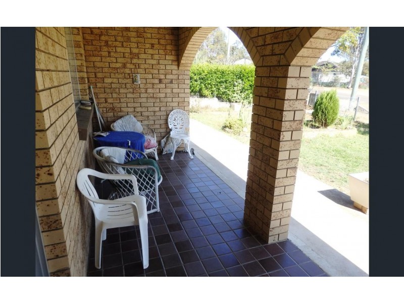 50 Dingyarra Street, Toogoolawah QLD 4313