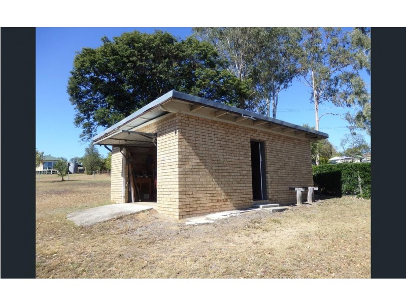 50 Dingyarra Street, Toogoolawah QLD 4313