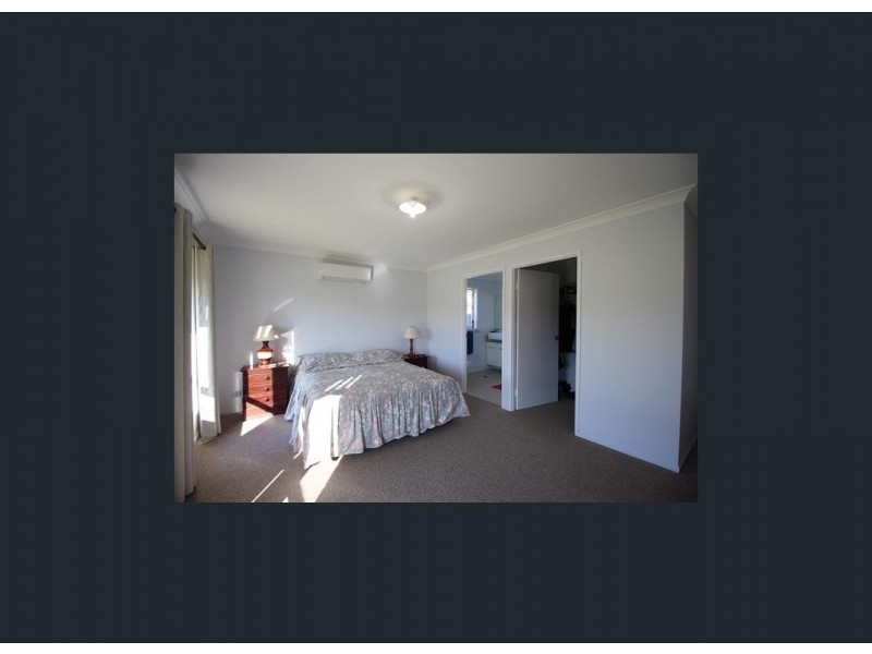 12 Environs Avenue, Cooloola Cove QLD 4580