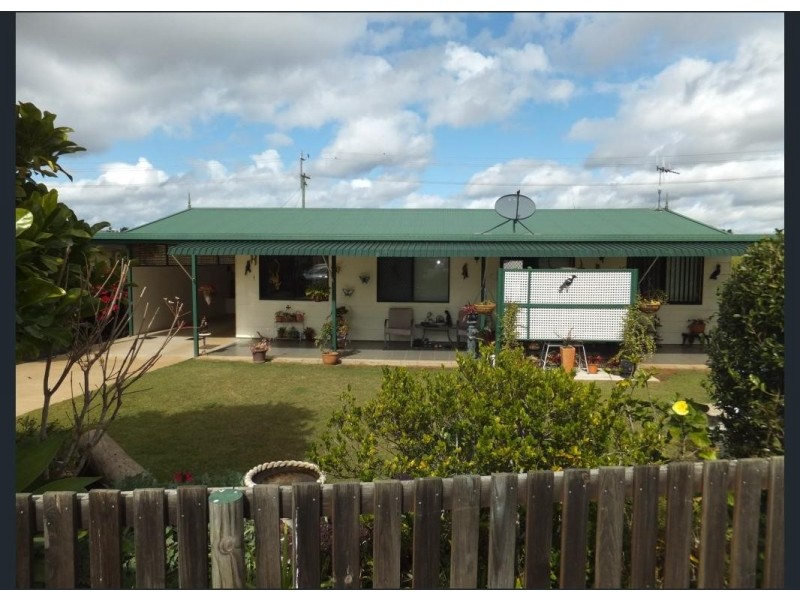 1 Canecutter Court, Childers QLD 4660