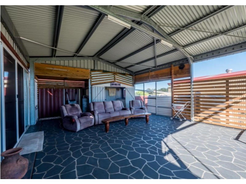 94 Windsor Circle, Kingaroy QLD 4610