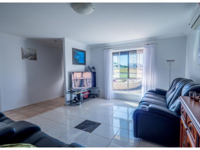 94 Windsor Circle, Kingaroy QLD 4610