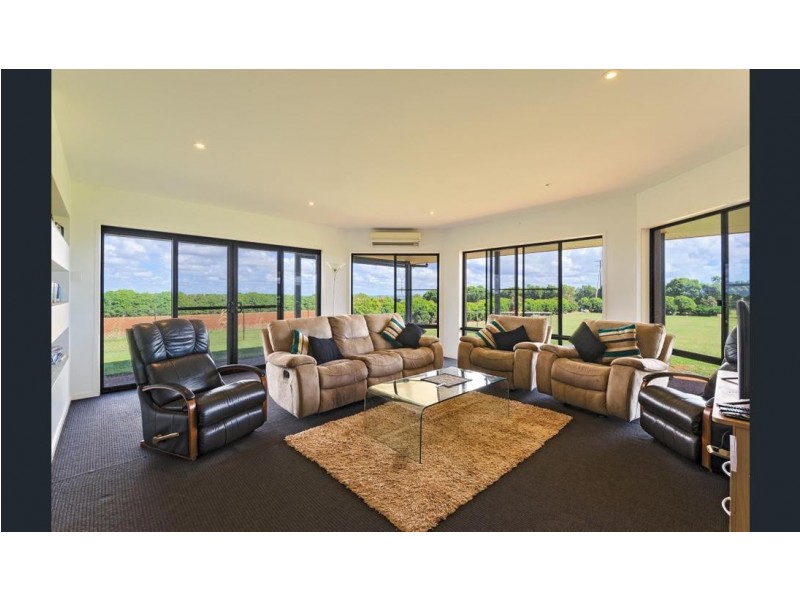 451 BARGARA RD, Qunaba QLD 4670