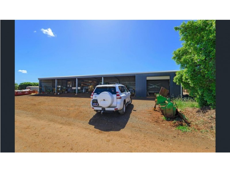 451 BARGARA RD, Qunaba QLD 4670