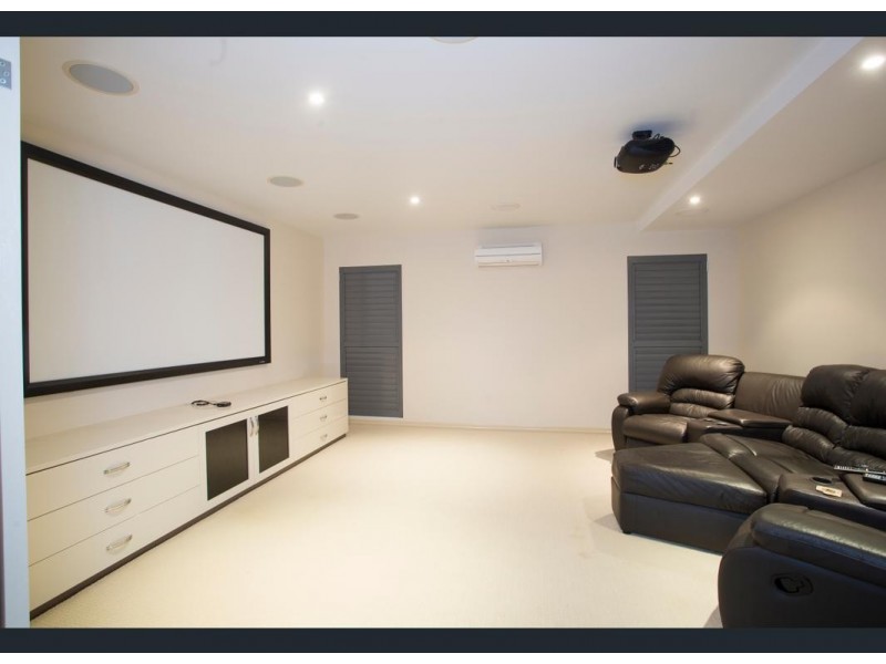 20 Champion Court, Alligator Creek QLD 4816