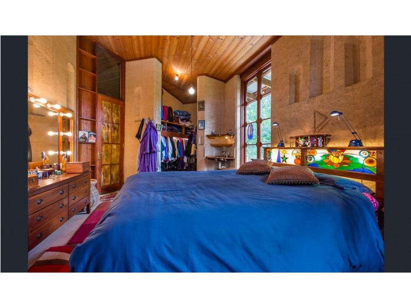 12 LAWRENCE PL, Maleny QLD 4552