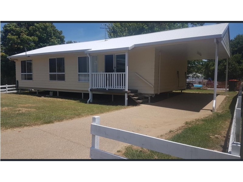 41 Dee Street, Mount Morgan QLD 4714