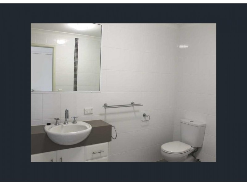 15/8A Wyndham Avenue, Boyne Island QLD 4680