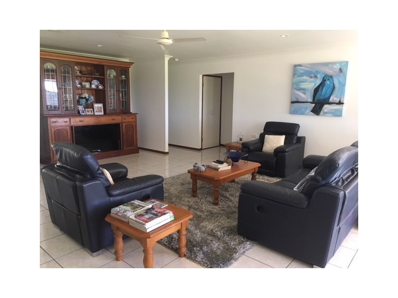 83 Seventh Avenue, Home Hill QLD 4806