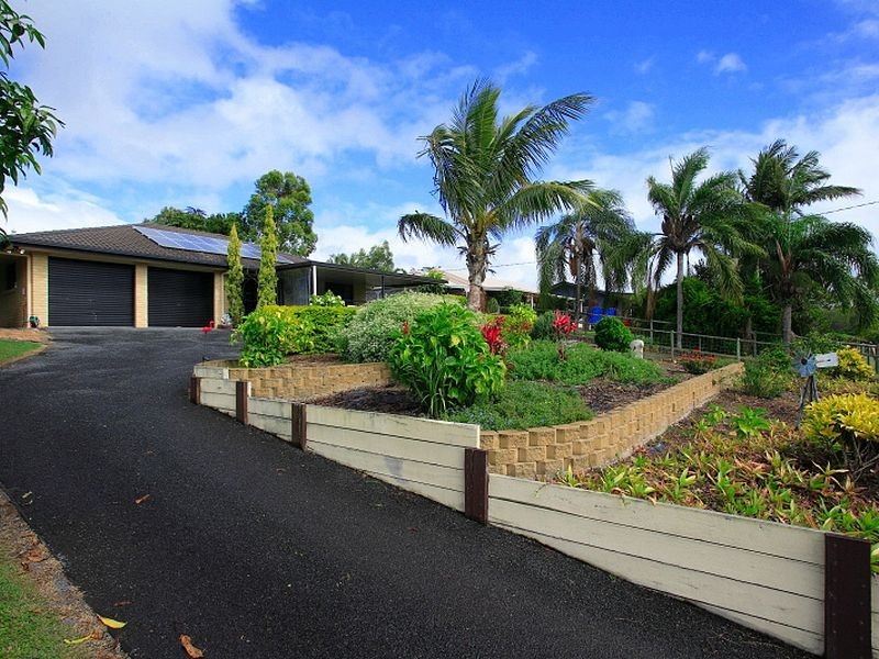 11 Carolyn Street, Dundowran Beach QLD 4655
