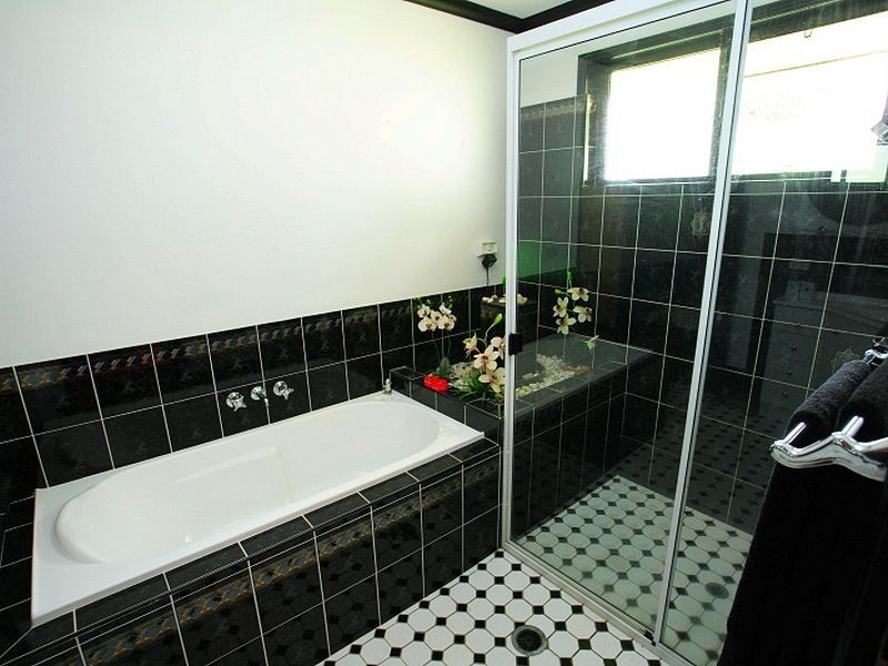 11 Carolyn Street, Dundowran Beach QLD 4655