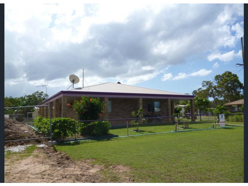 31 Gregory Street, Buxton QLD 4660