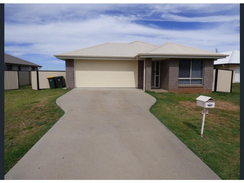 21 Henry Court, Tara QLD 4421