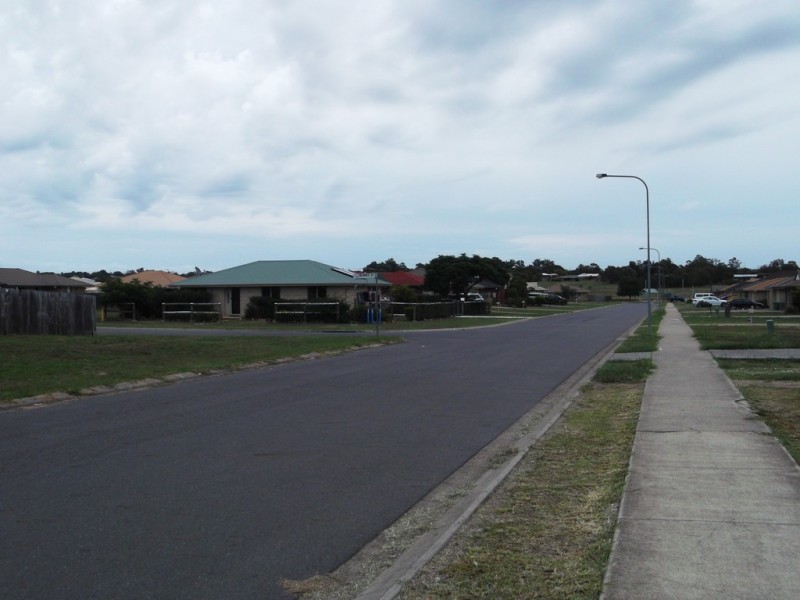 8 Bray Street, Lowood QLD 4311