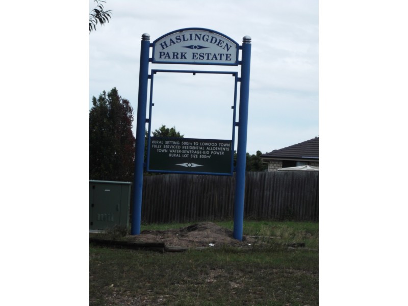 8 Bray Street, Lowood QLD 4311