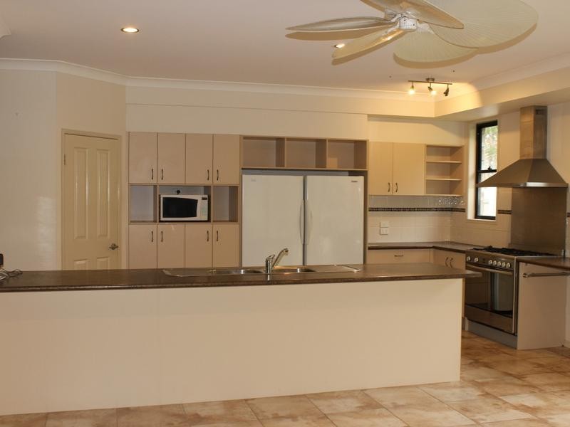 45 Sanderling Drive, Boonooroo QLD 4650