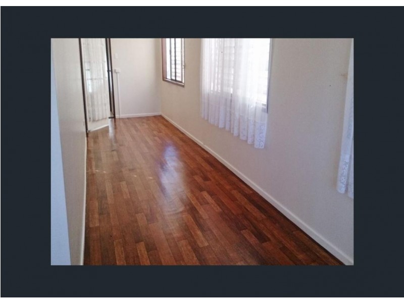 46 Hall Street, Mount Morgan QLD 4714