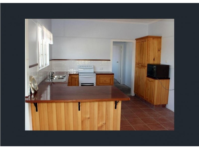 7 Home Street, Tingoora QLD 4608